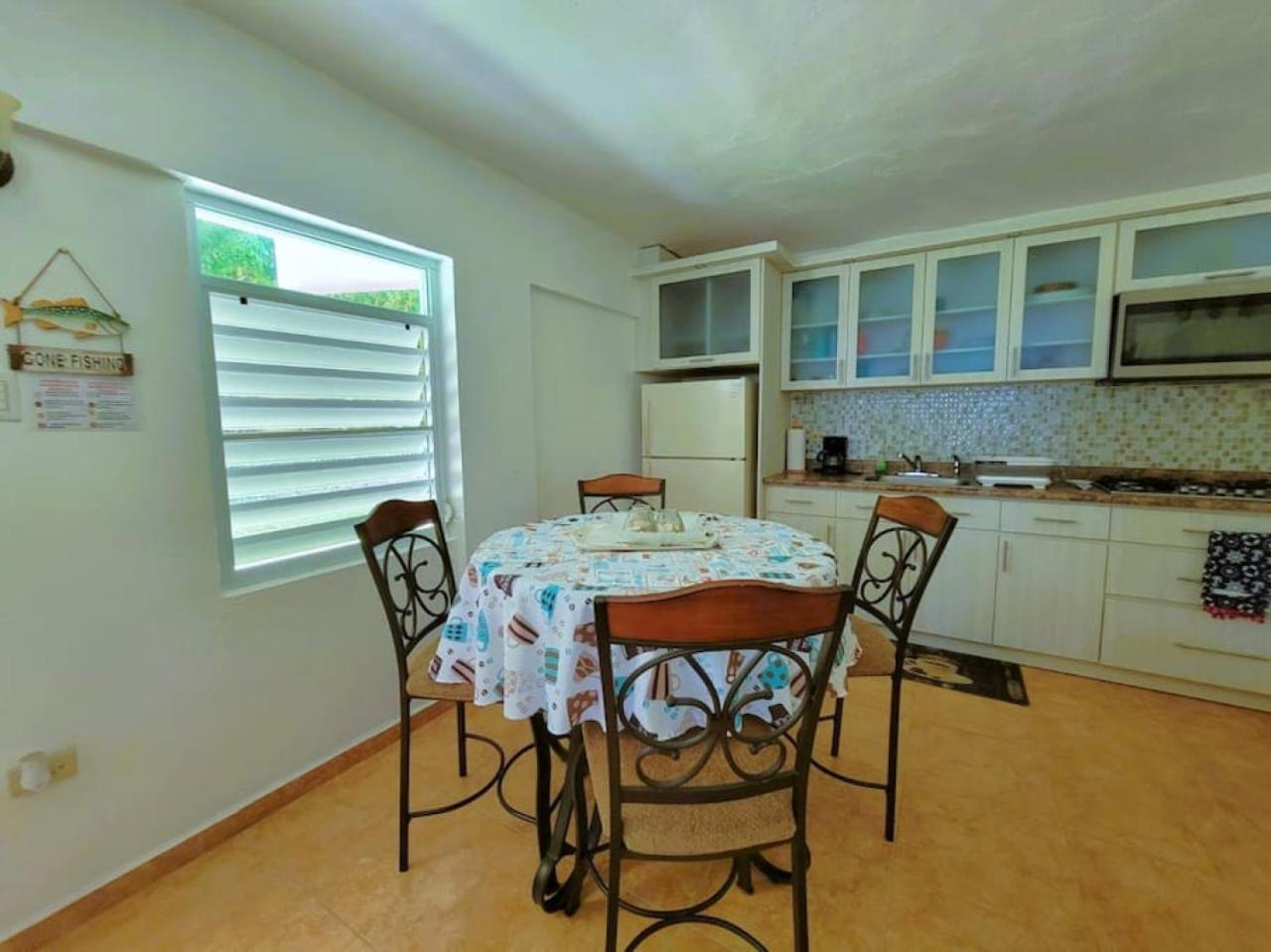 Unit Facing Steps Beach And With Close Beach Access Rincon Buitenkant foto